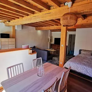 Appartement Cosy Wood, Montbrison
